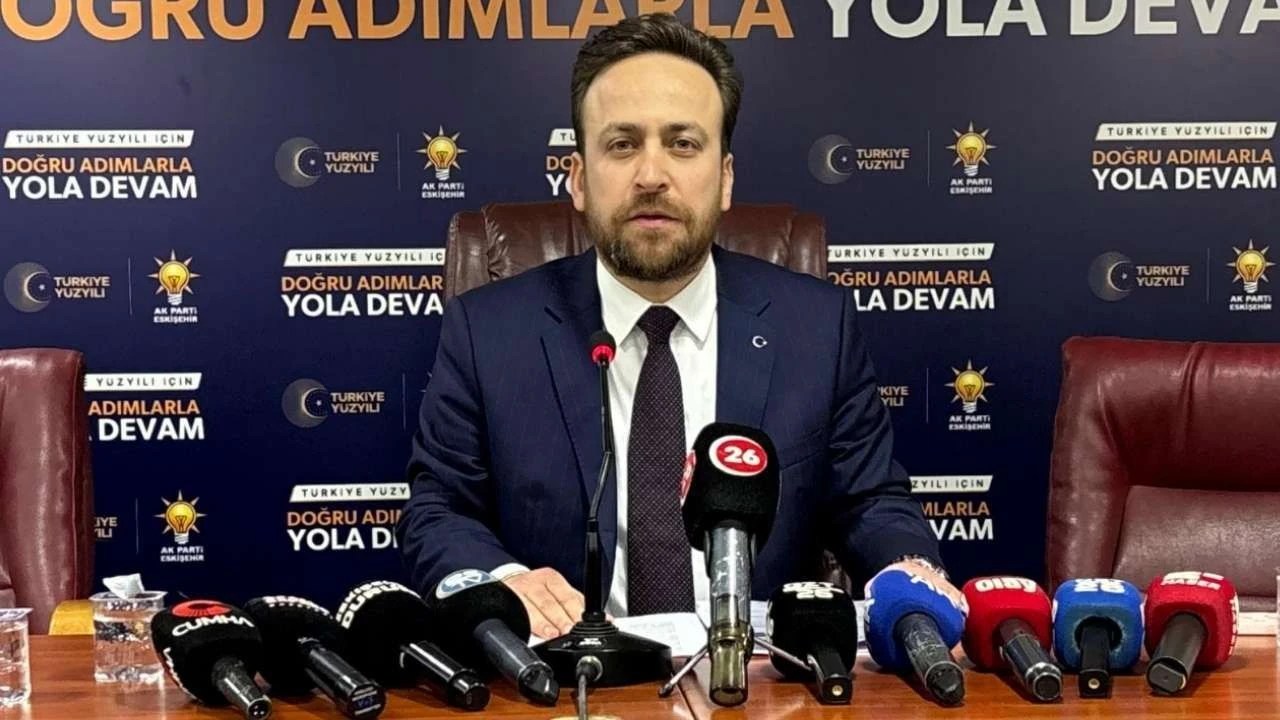 Ak Parti İlçe Başkanı SERHAT TUNÇ Tepebaşı Belediyesi Sayıştay Gerçeklerini Açıkladı