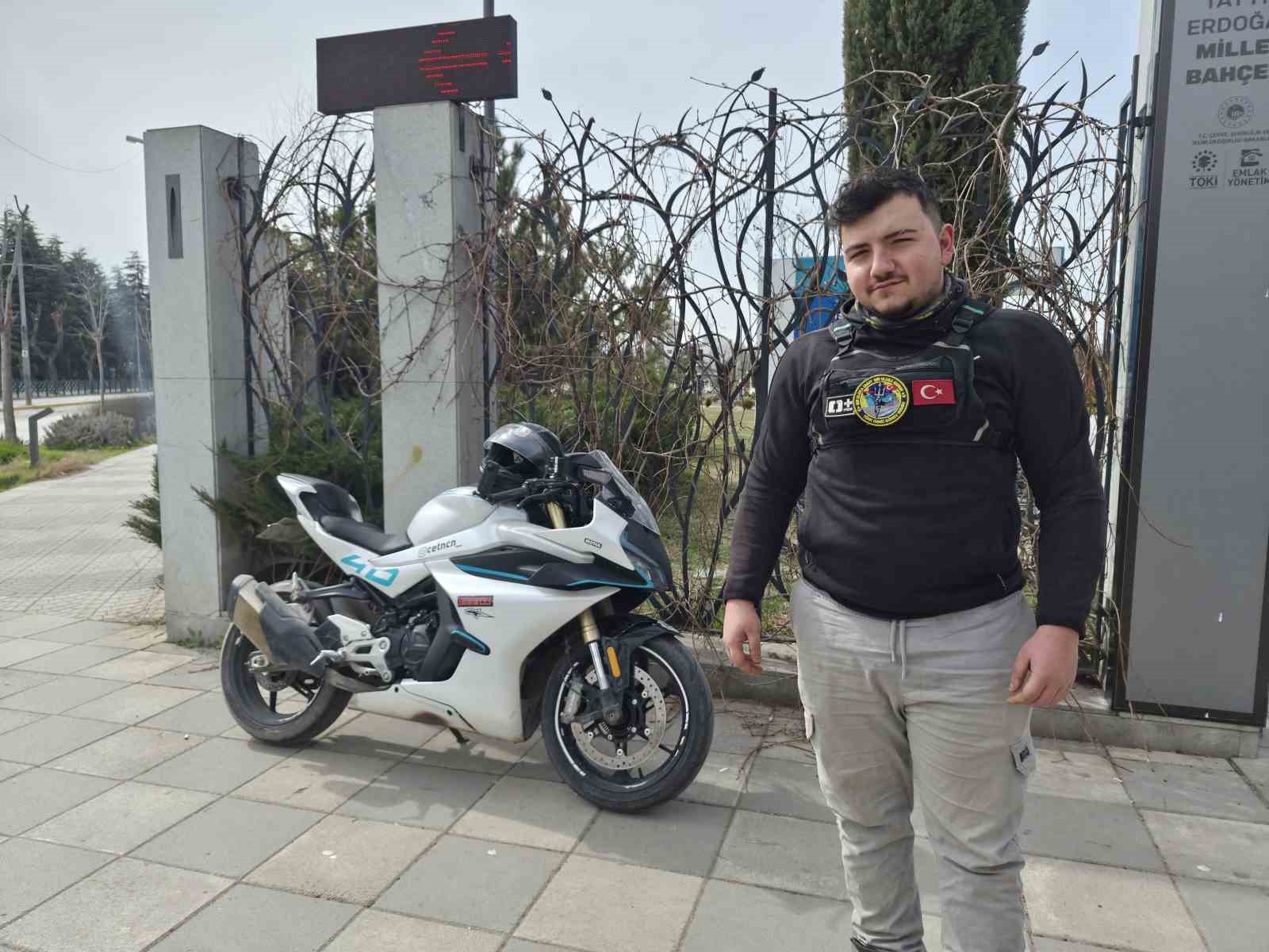 Kurye ile polis arasında komik ceza diyaloğu: "Kaçarsanız yakalarım"