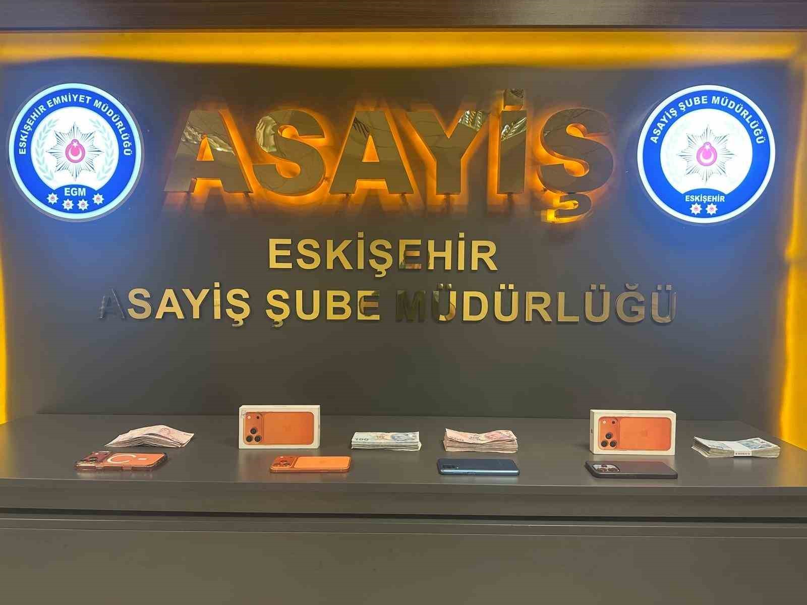 Bursa’da gasp yapan zanlılar Eskişehir’de yakalandı